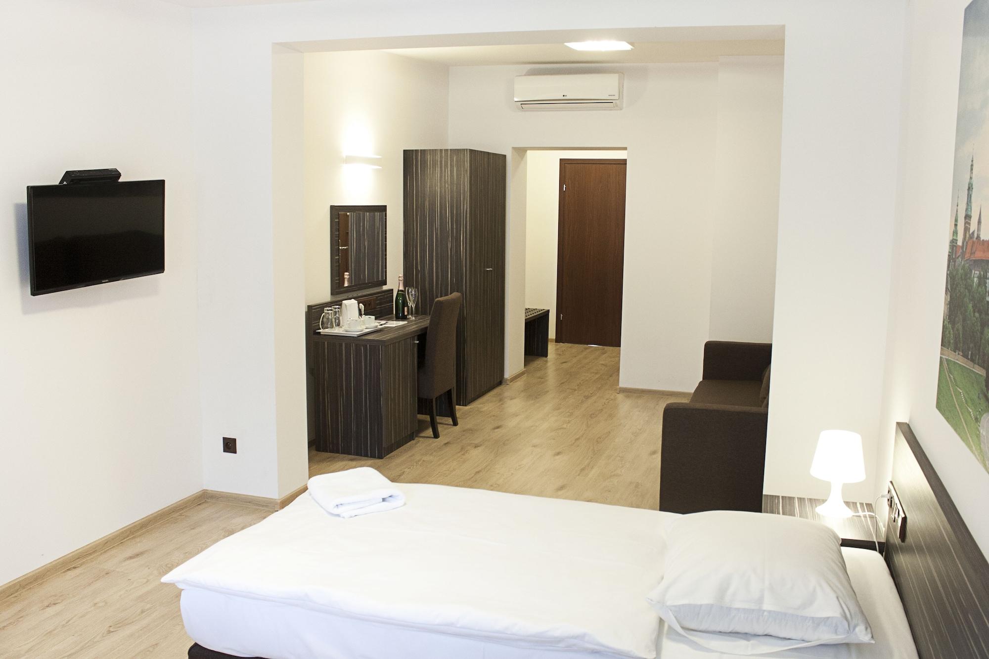 Pergamin Apartments Krakow Luaran gambar