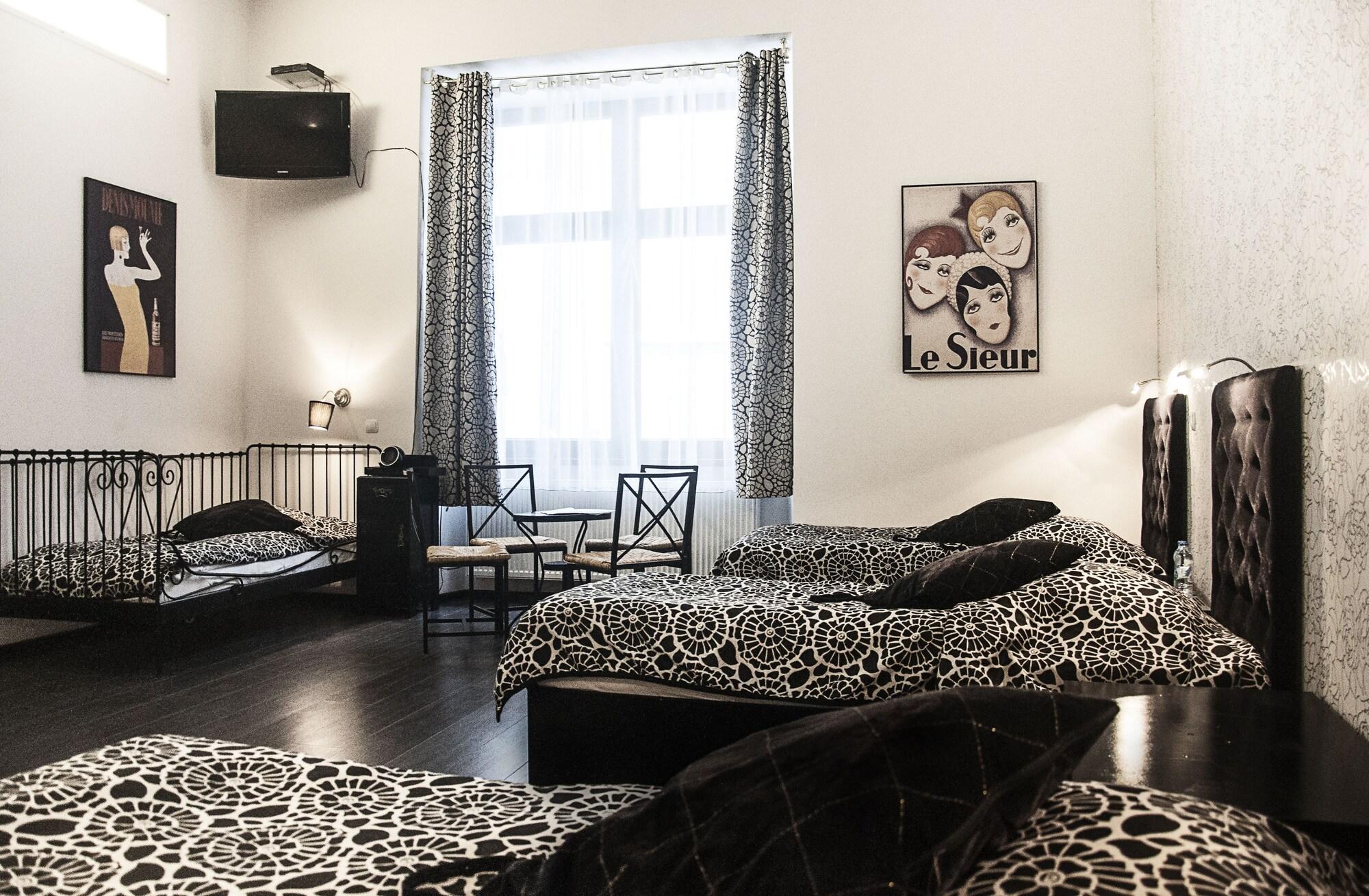 Pergamin Apartments Krakow Luaran gambar