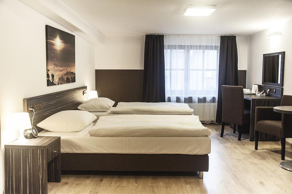 Pergamin Apartments Krakow Luaran gambar