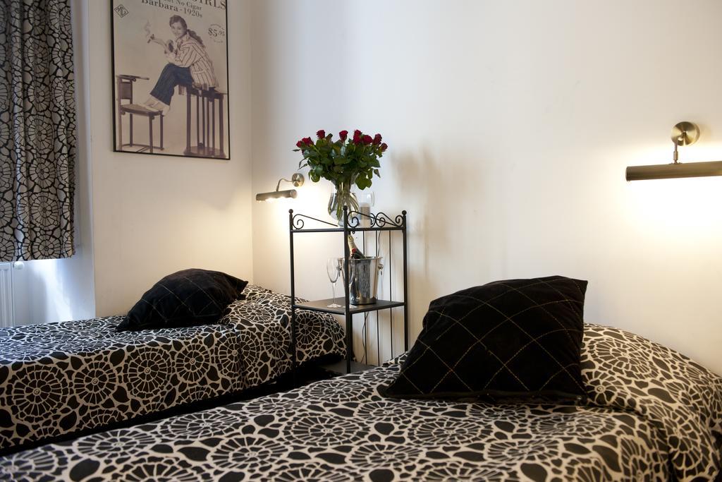 Pergamin Apartments Krakow Luaran gambar