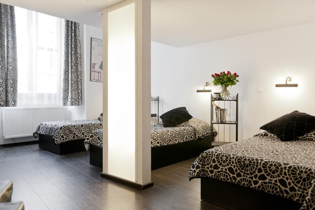 Pergamin Apartments Krakow Luaran gambar