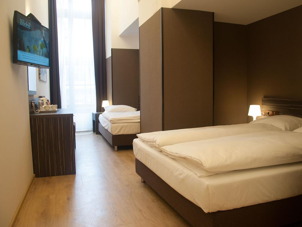 Pergamin Apartments Krakow Luaran gambar